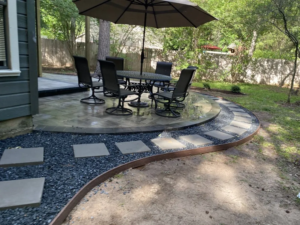 Expert lawn mowing service experts serving Willis, TX - King’s Daughter Lawn Care & Landscaping