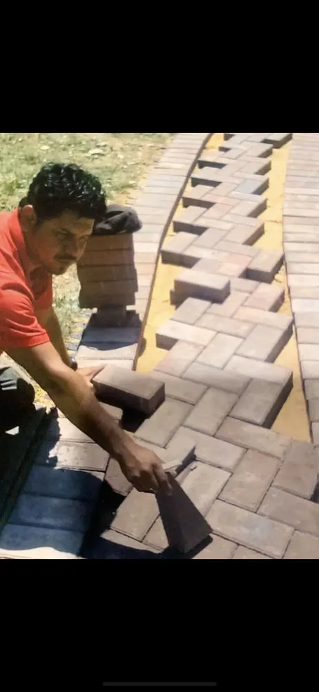 Expert lawn care service in Gladwyne, PA - Kings Garden Landscape and Hardscape