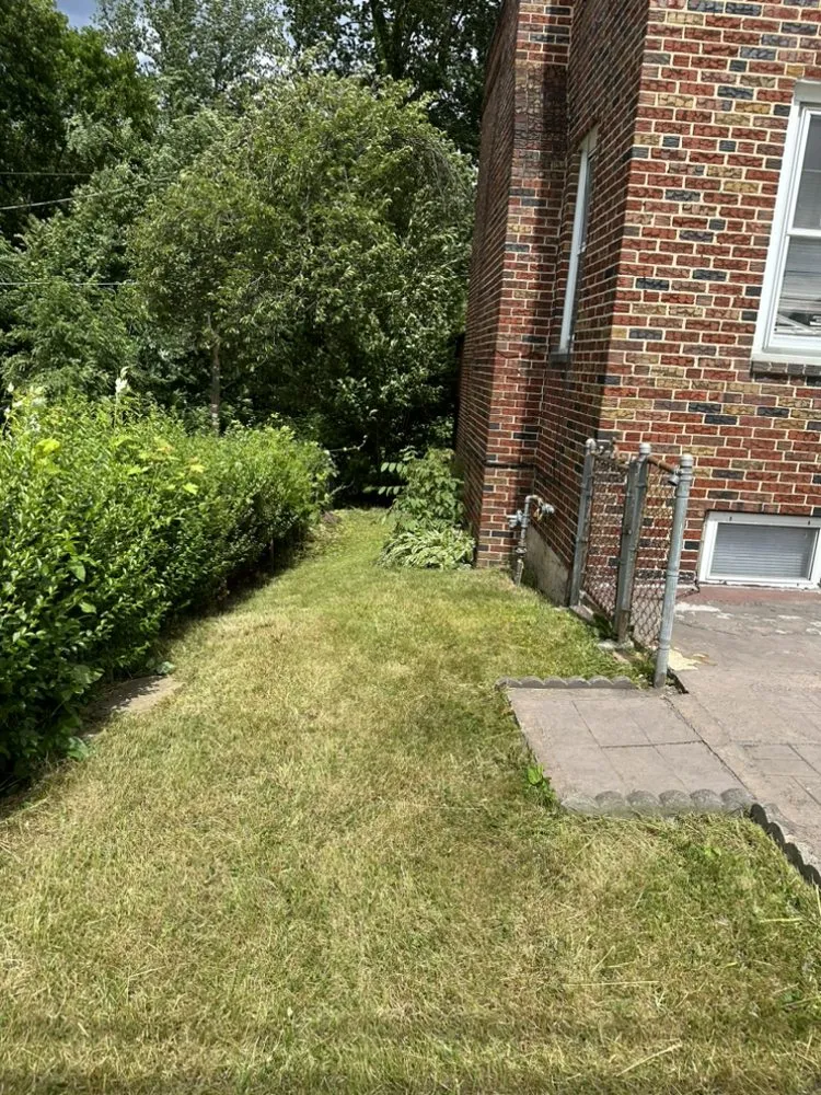 Reliable lawn care service in Carlisle, PA - Kings Groundskeeping