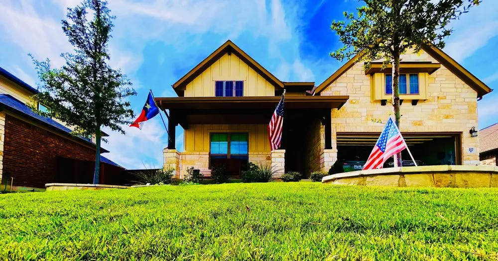 Top-rated lawn care service in Horseshoe Bay, TX by Kings Landscaping