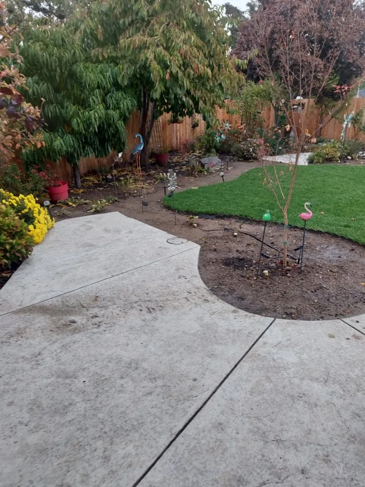 Professional garden landscaping with custom design across White City, OR - Kings Landscaping