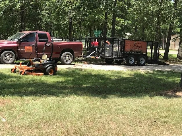 Reliable yard maintenance with custom design across Livingston, TX - Kings Lawn Care & Maintenance