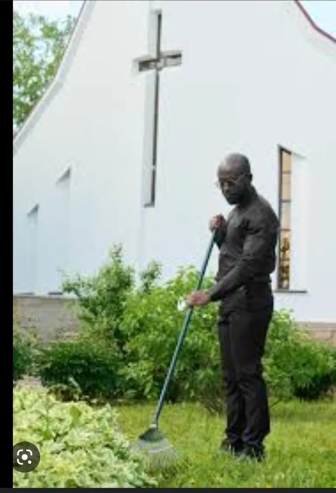 Reliable lawn care service for homes across Fort Pierce, FL - King's Lawn Care