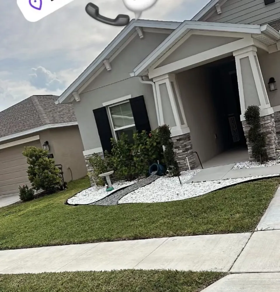 Expert lawn mowing service in Lakeland, FL by King’s Lawn Care