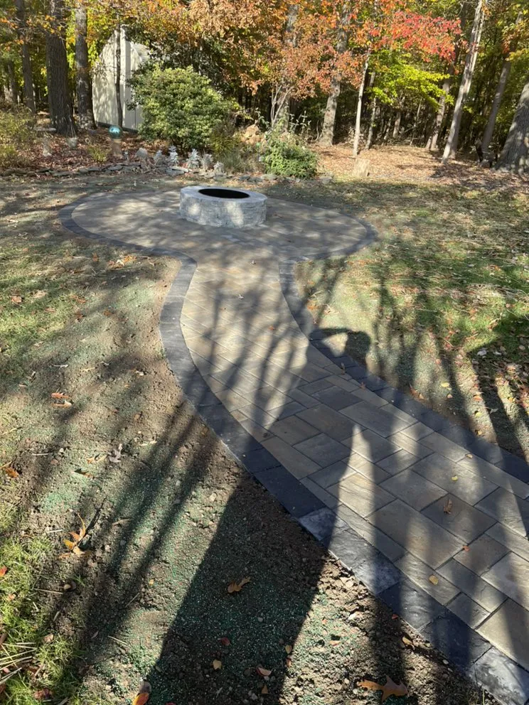 Local yard cleanup service for beautiful yards in Laurel, MD by King's Lawn Care