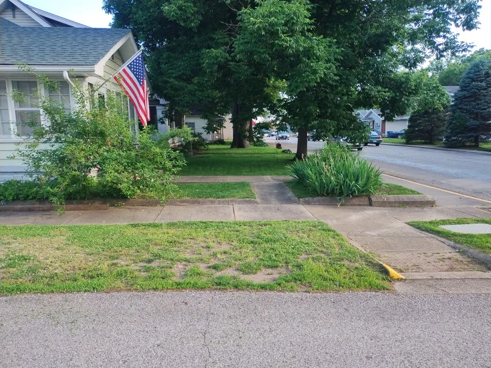 Reliable lawn care service in Terre Haute, IN by Kings Lawn Care