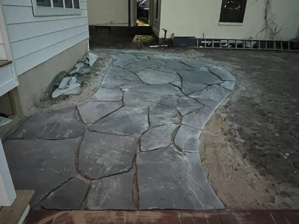 Reliable lawn care service in Ocean Township, NJ - Kings Lawn Service & Pavers