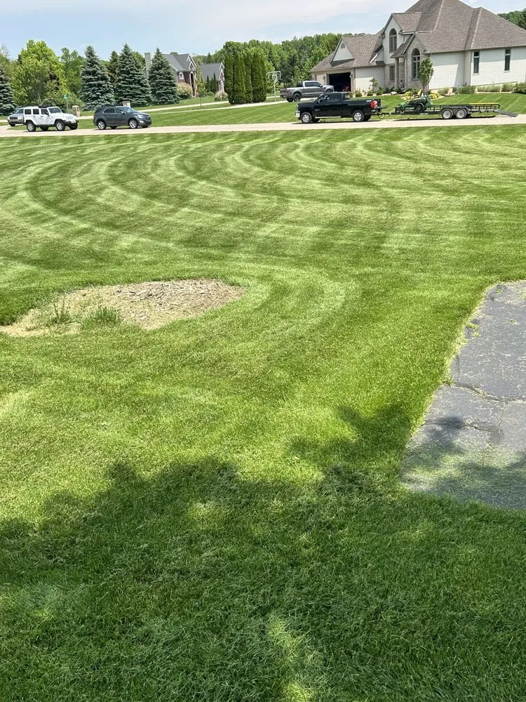 Top-rated lawn care service for beautiful yards across Lansing, MI - King’s LawnCare Services