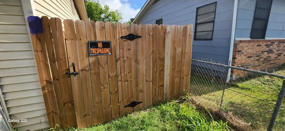 Top-rated lawn care service in New Braunfels, TX by King's Lawns Landscape & Handyman Services