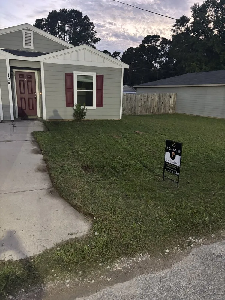 Local garden landscaping in Livingston, TX by Kings of Lawn Care