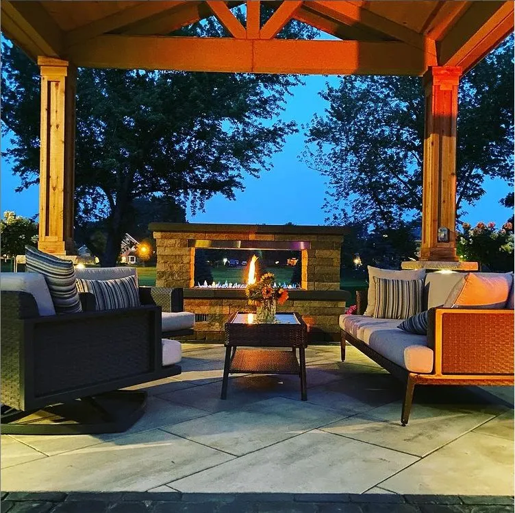 Reliable outdoor landscaping for beautiful yards across North Aurora, IL - Kingscourt Landscape