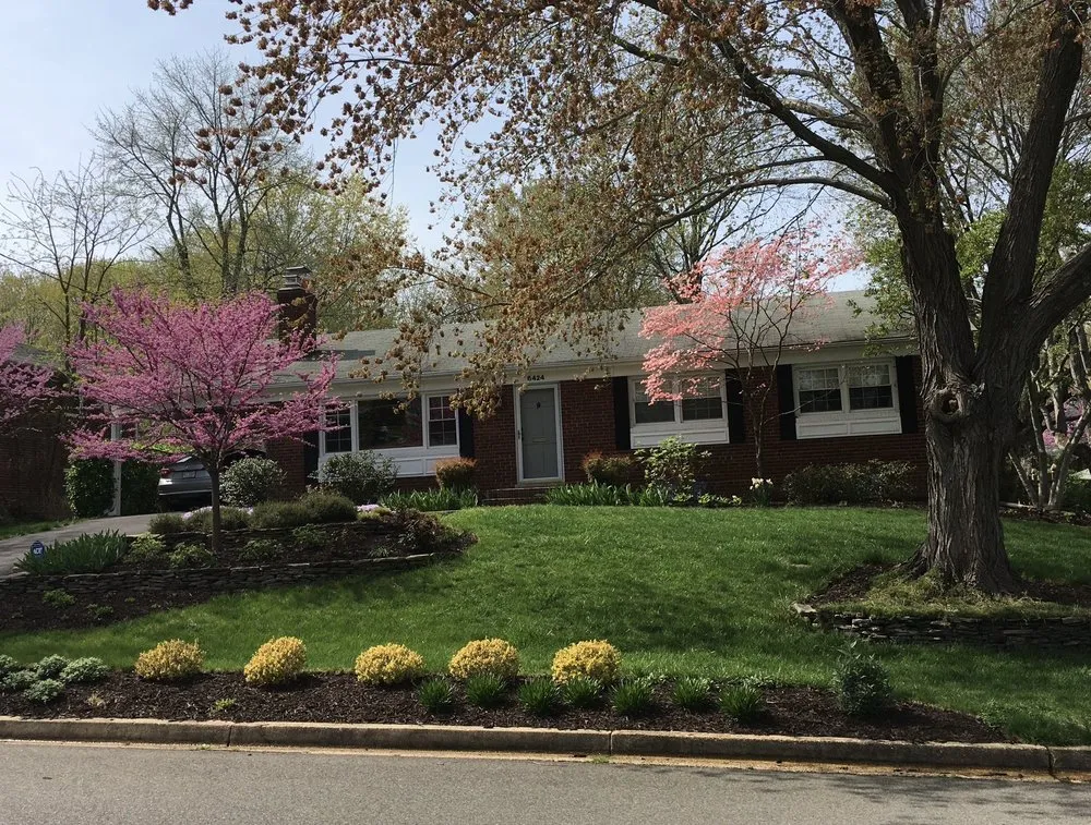 Reliable residential landscaping near you in Alexandria, VA by Kingstowne Lawn & Landscape