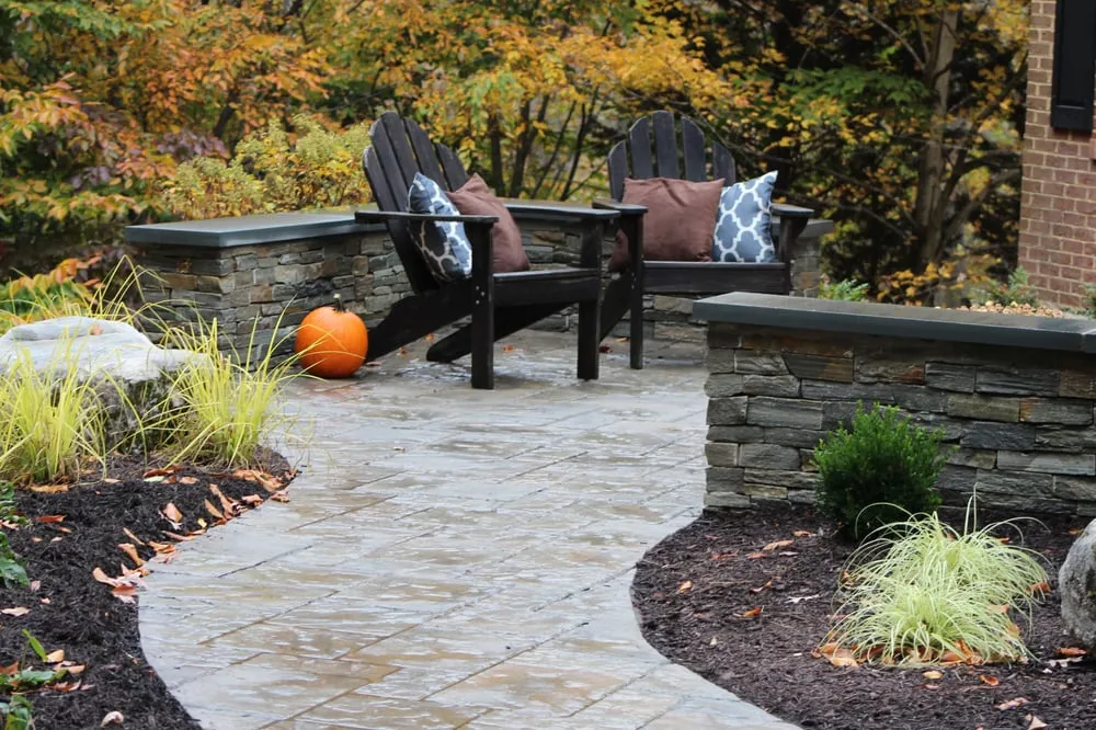 Local yard cleanup service near you in Alexandria, VA by Kingstowne Lawn & Landscape