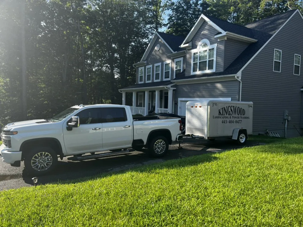 Professional residential landscaping in Huntingtown Md, MD by Kingswood Landscaping & Powerwashing