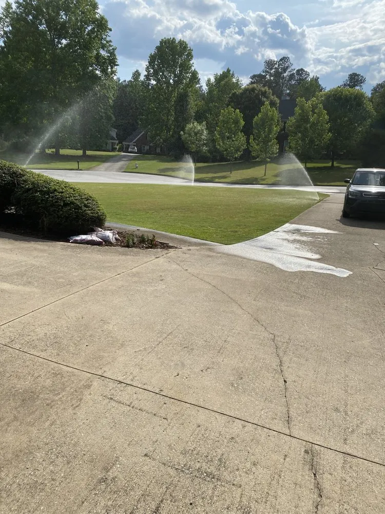 Local landscaping services experts serving Stone Mountain, GA - Kingswood Property Services