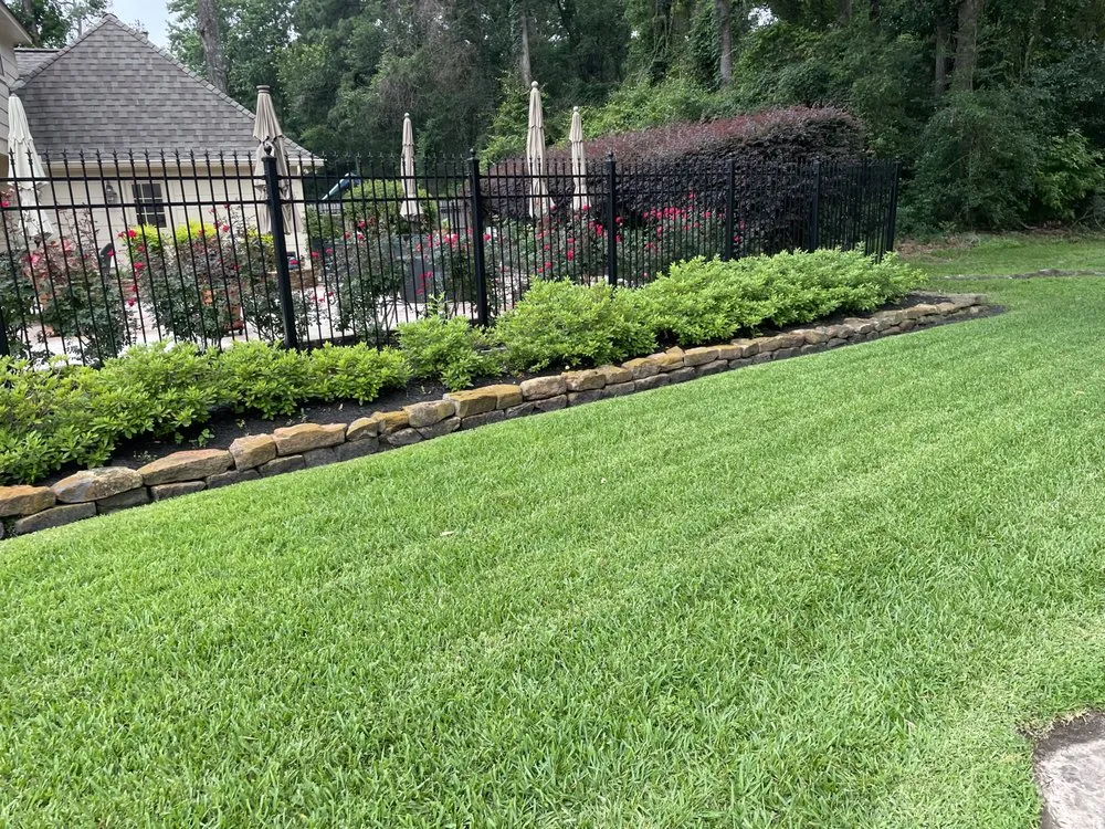 Reliable residential landscaping for year-round maintenance in Kingwood, TX by Kingwood Fertilizing