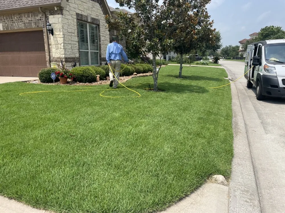 Trusted garden landscaping with custom design in Kingwood, TX by Kingwood Fertilizing