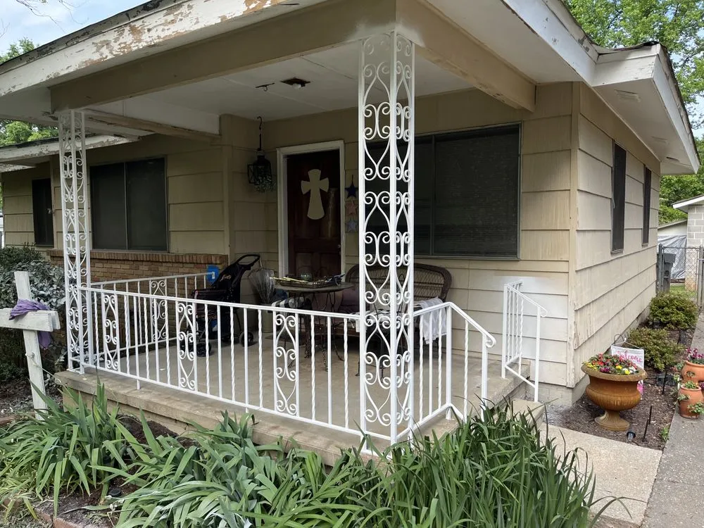 Top-rated residential landscaping for year-round maintenance in Pleasant Grove, AL by Kinnaman & Sons Handyman Services