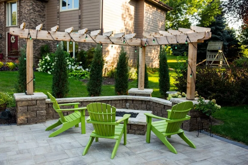 Professional lawn care service near you in Gretna, NE by Kinnan Scaping