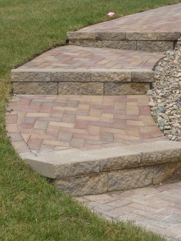 Reliable landscape installation for residential properties in Gretna, NE by Kinnan Scaping