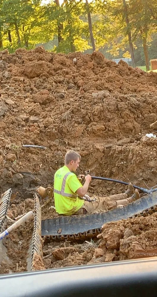 Reliable lawn care service for outdoor upgrades across Jamestown, KY - Kinnett Construction