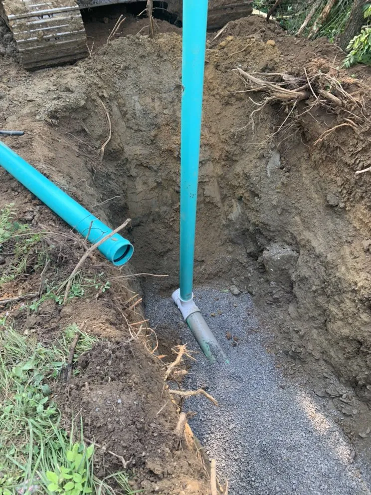 Custom landscape installation for year-round maintenance in Jamestown, KY by Kinnett Construction