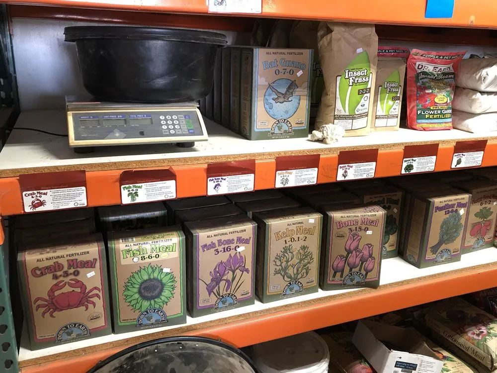 Top-rated yard maintenance for year-round maintenance across Vina, CA - Kinney Nursery & Topsoil