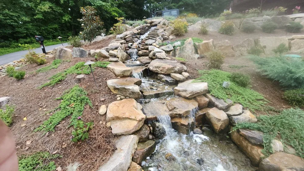 Custom landscape design in Seymour, TN by KirbyDoesItAll