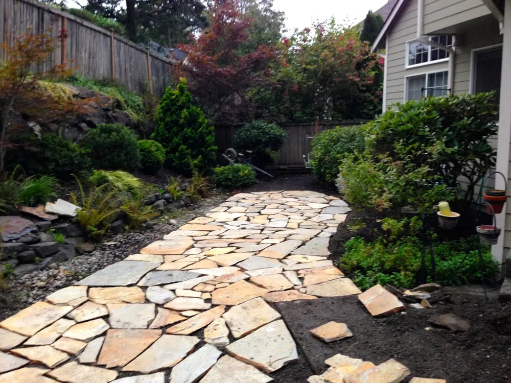 Local yard cleanup service in Kirkland, WA by Kirkland Land Care