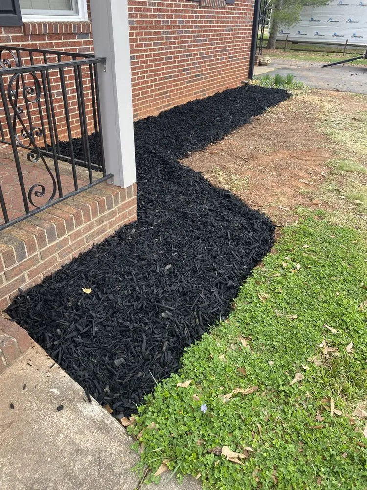 Custom yard maintenance in Boonville, NC - Kirkman Turf Maintenance