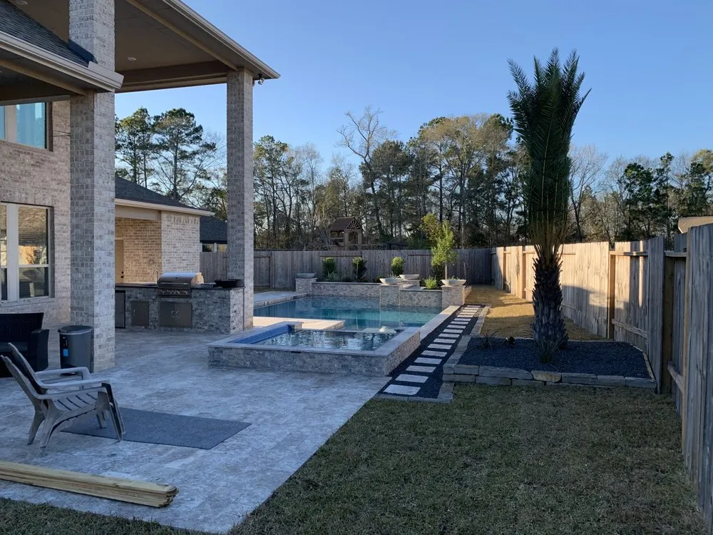 Reliable lawn mowing service in Kingwood, TX by Kirsch Landscape & Design