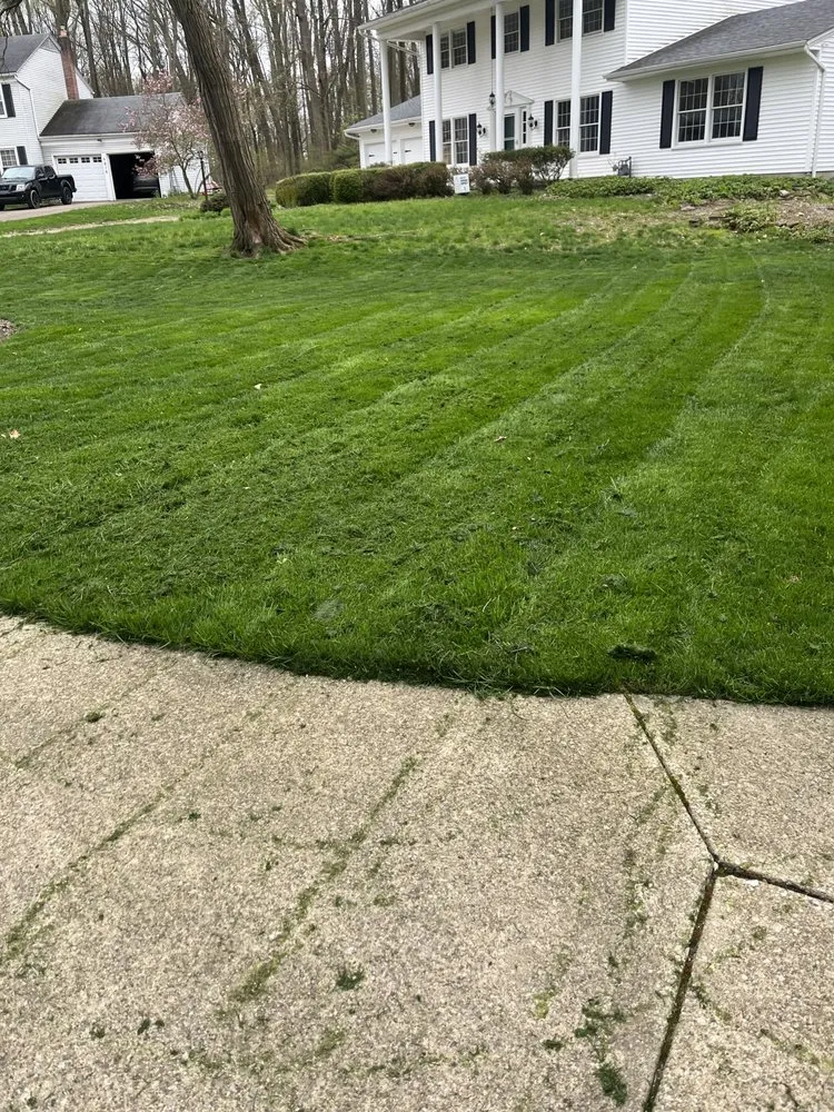 Local residential landscaping experts serving Stow, OH - Kisner Scapes