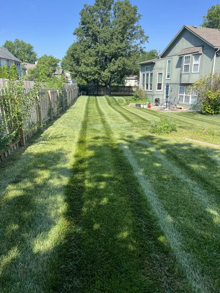Professional outdoor landscaping in Lee's Summit, MO - Kiss My Grass Lawn Care