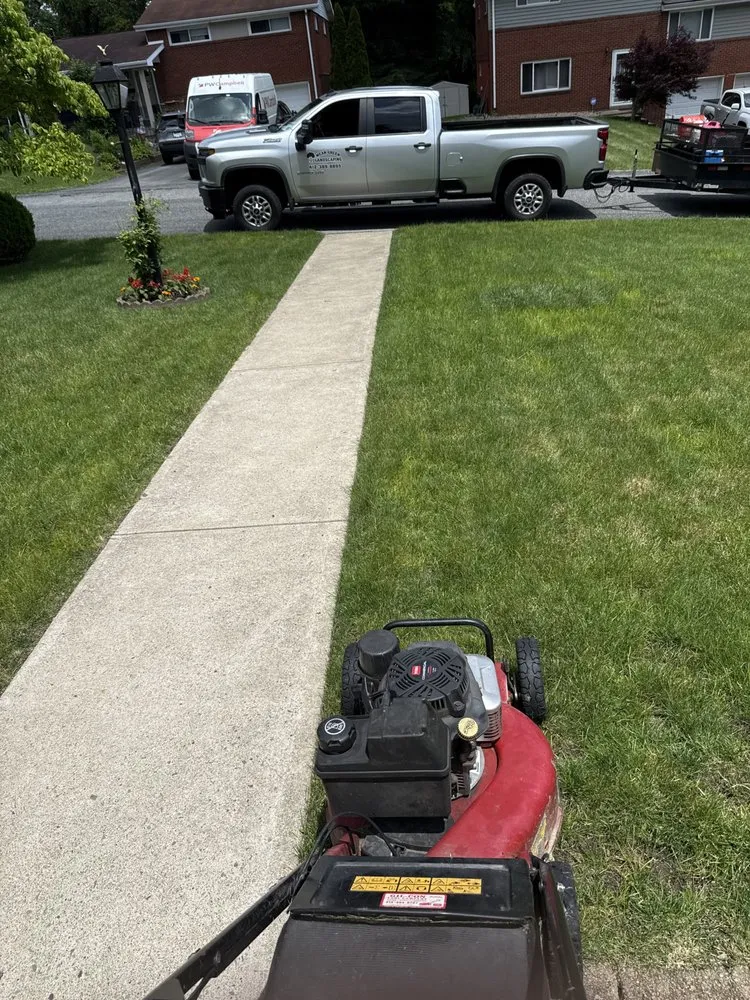 Top-rated garden landscaping in Hogansville, GA by Kiss My Grass Lawncare