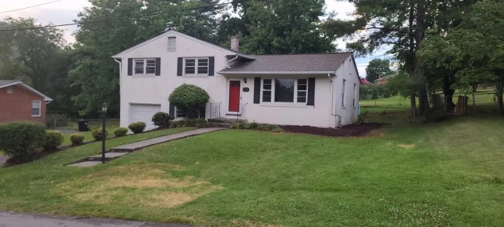 Custom residential landscaping for beautiful yards across Roanoke, VA - Kiss My Grass