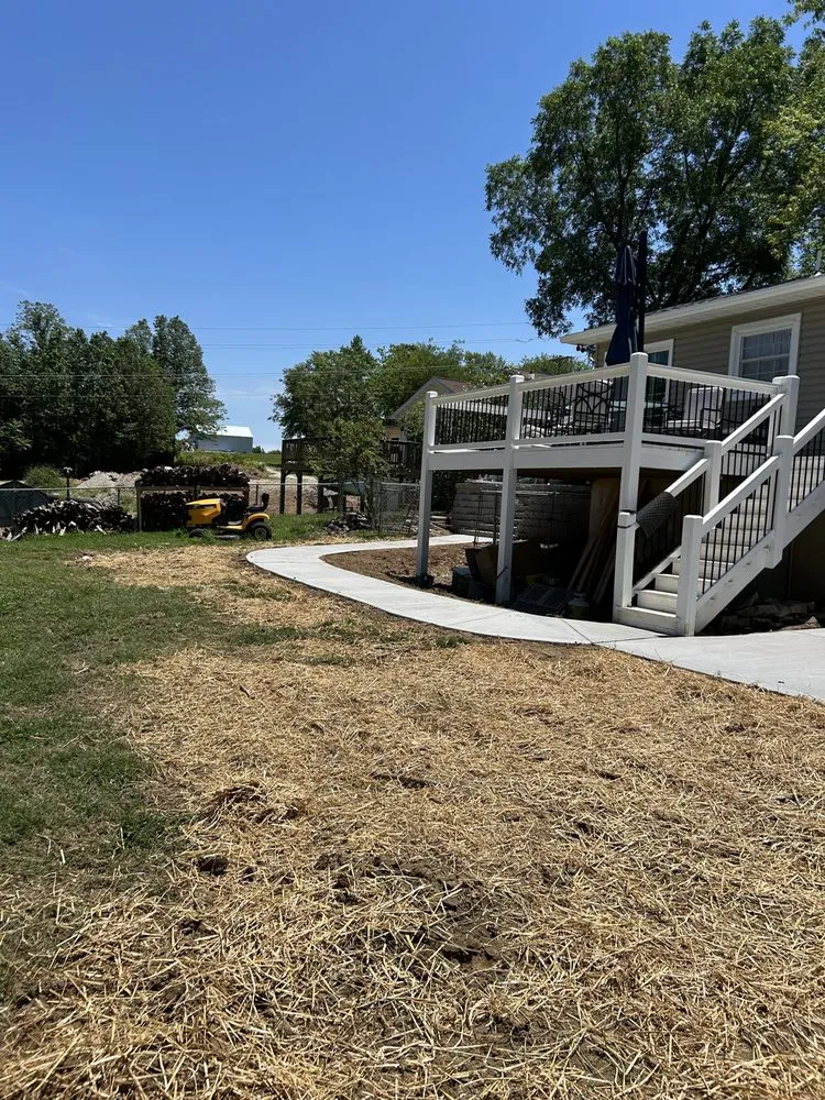 Local landscape design for beautiful yards in Herculaneum, MO by Kissee Services