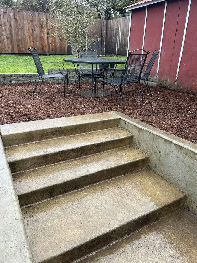Professional garden landscaping for outdoor upgrades across Kingston, WA - Kitsap Clean Crew