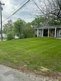 Expert lawn mowing service in Ringgold, GA - Kittle Farm Landscaping Services