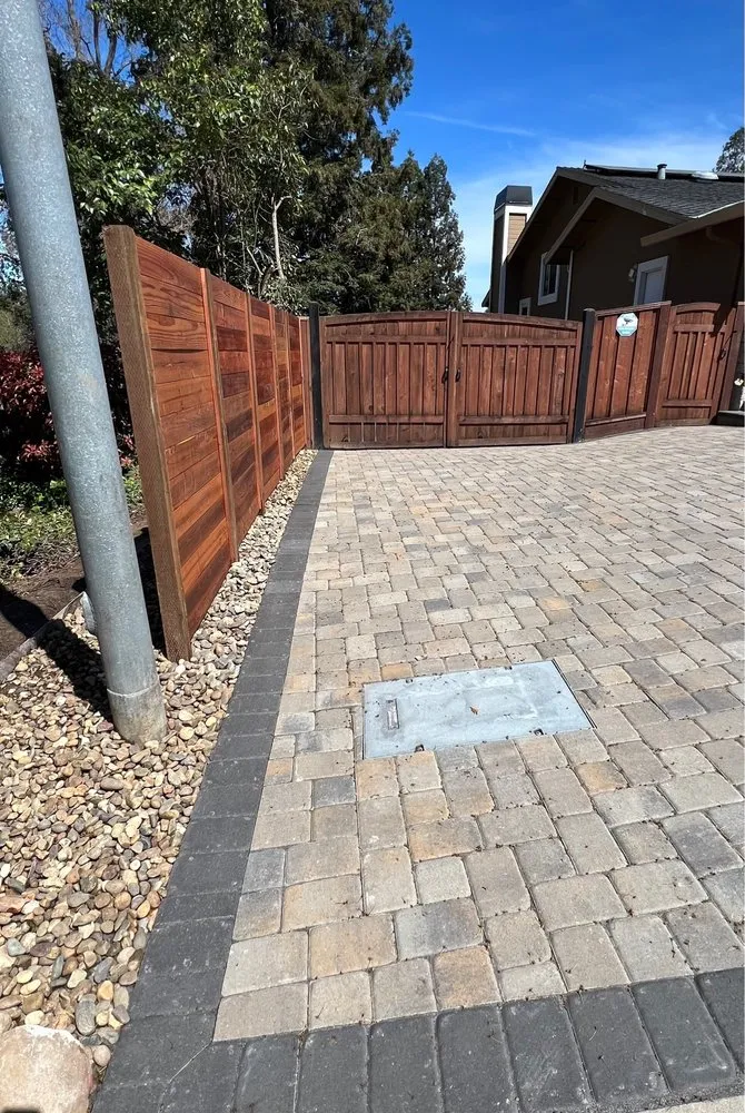 Professional lawn care service with custom design in Concord, CA by Kiwi Pavers Inc