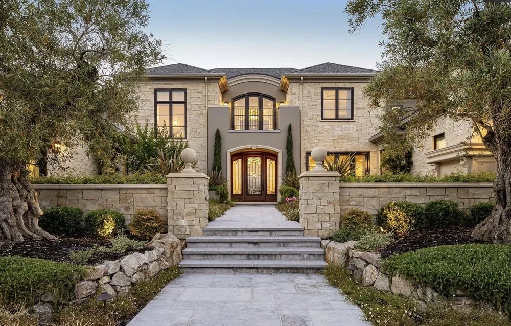 Professional lawn mowing service in Concord, CA by Kiwi Pavers Inc