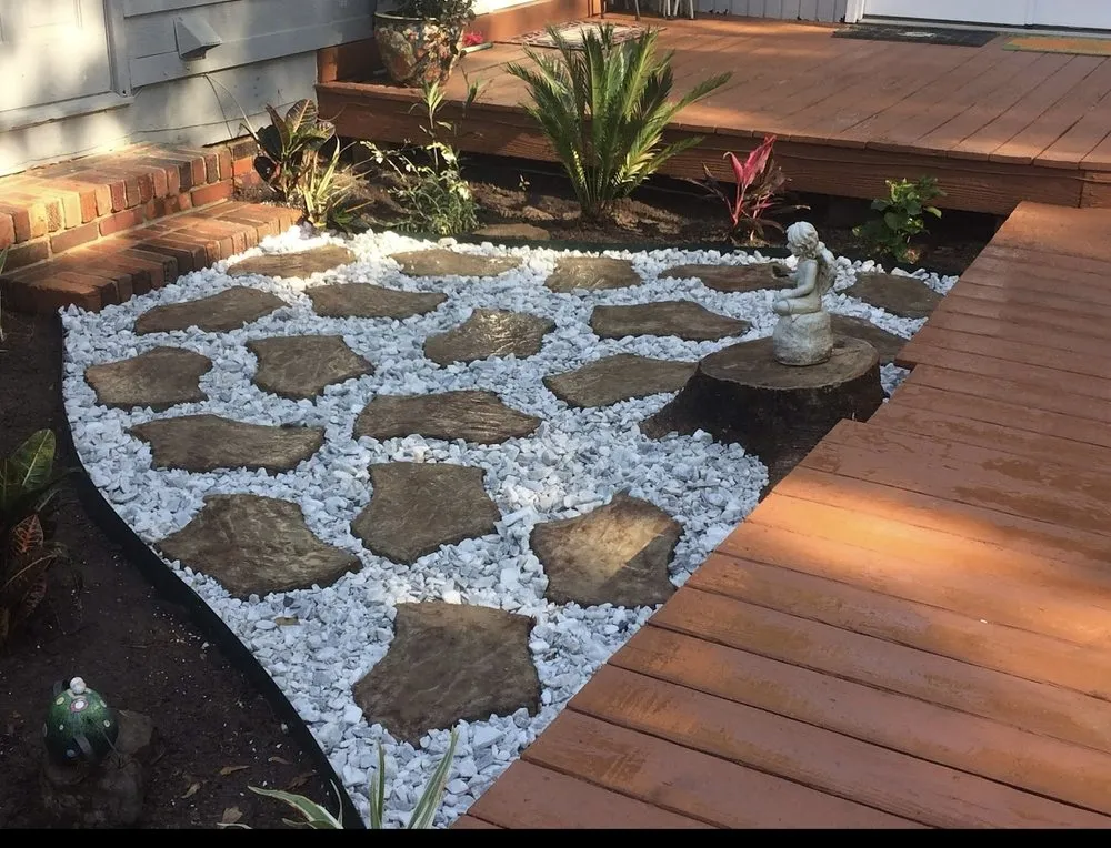 Expert lawn care service in Tallahassee, FL - KJ Design and Landscaping