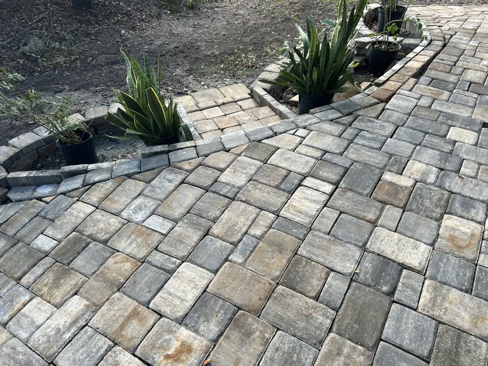 Professional lawn care service in Tallahassee, FL - KJ Design and Landscaping