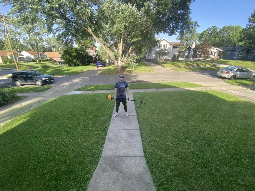 Expert residential landscaping in Des Moines, IA - K&J Interspects