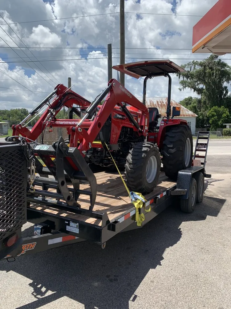 Professional yard cleanup service for beautiful yards in Ocala, FL by K&J Land Solutions