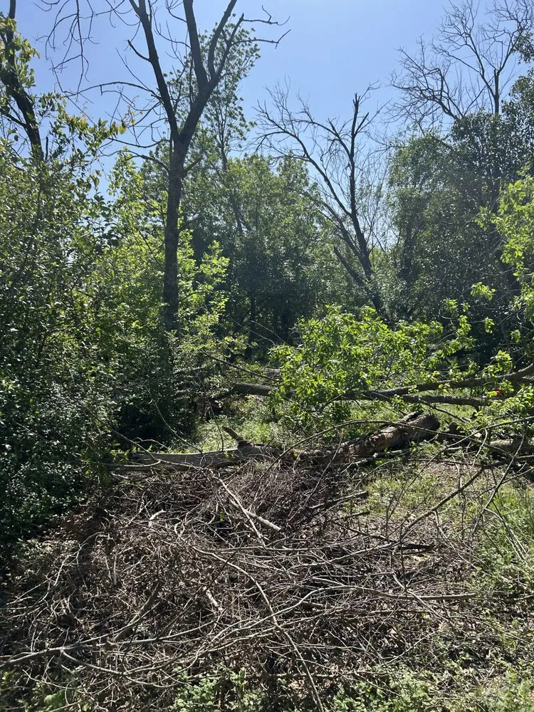 Custom residential landscaping for homes in China Spring, TX by K&J landscape company