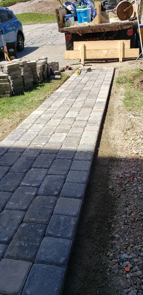 Expert garden landscaping experts serving Uxbridge, MA - KJ Landscape Construction