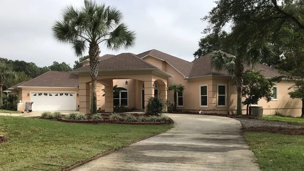 Expert landscaping services in Cantonment, FL - K&J Landscaping