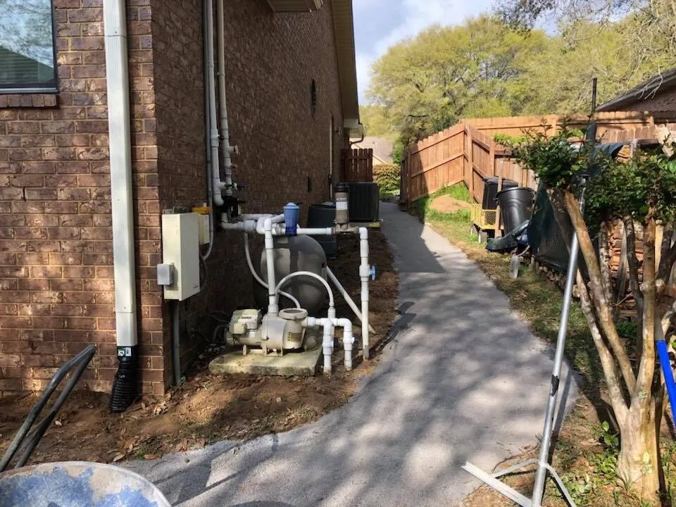 Top-rated garden landscaping for year-round maintenance in Cantonment, FL by K&J Landscaping