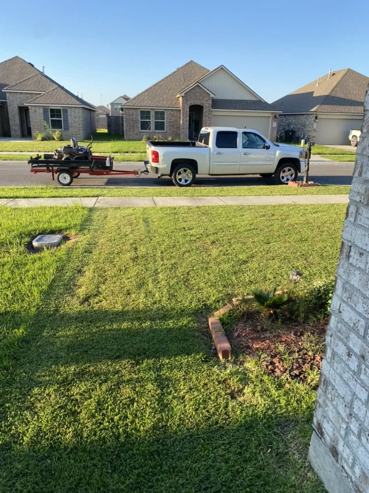Expert yard cleanup service in Lake Charles, LA - Kjefferson Lawn Services
