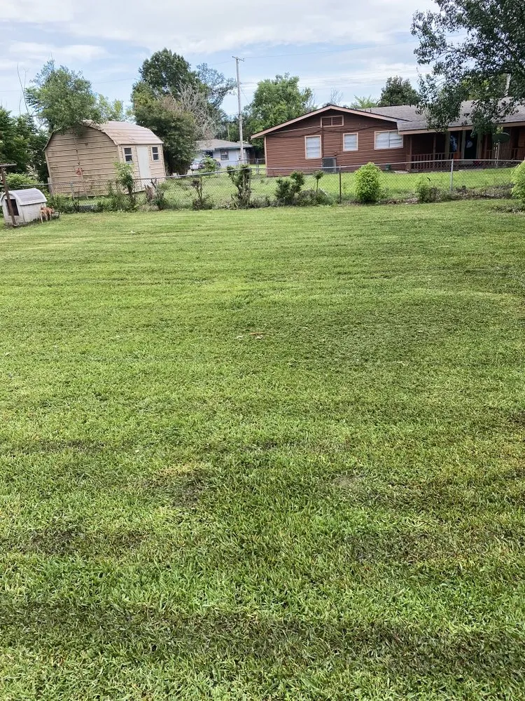 Local garden landscaping in Lake Charles, LA - Kjefferson Lawn Services